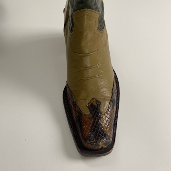 Cowboy Boots - Picture 4 of 6